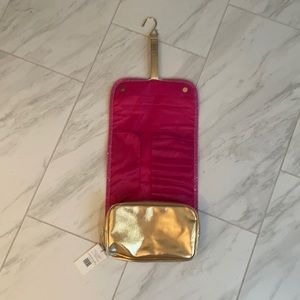 Juicy Couture Hanging Beauty Case